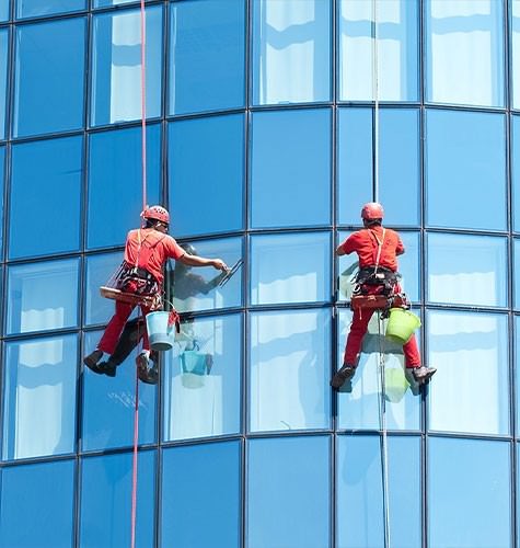 Мытье фасадов промальпинистами в Иркутске